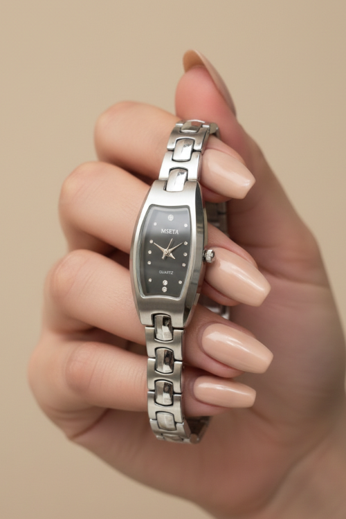 Diva Bracelet Watch Rectangular Dial With Quartz Movement